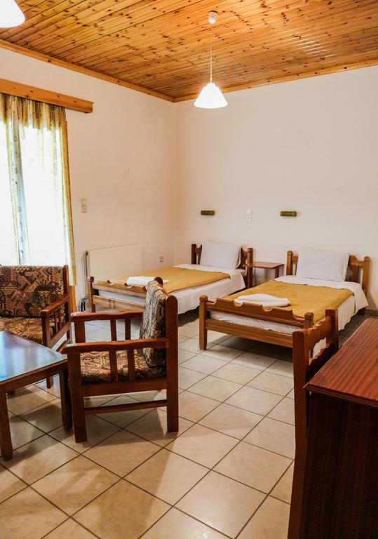 Hotel Elatofilito Athamanio Экстерьер фото